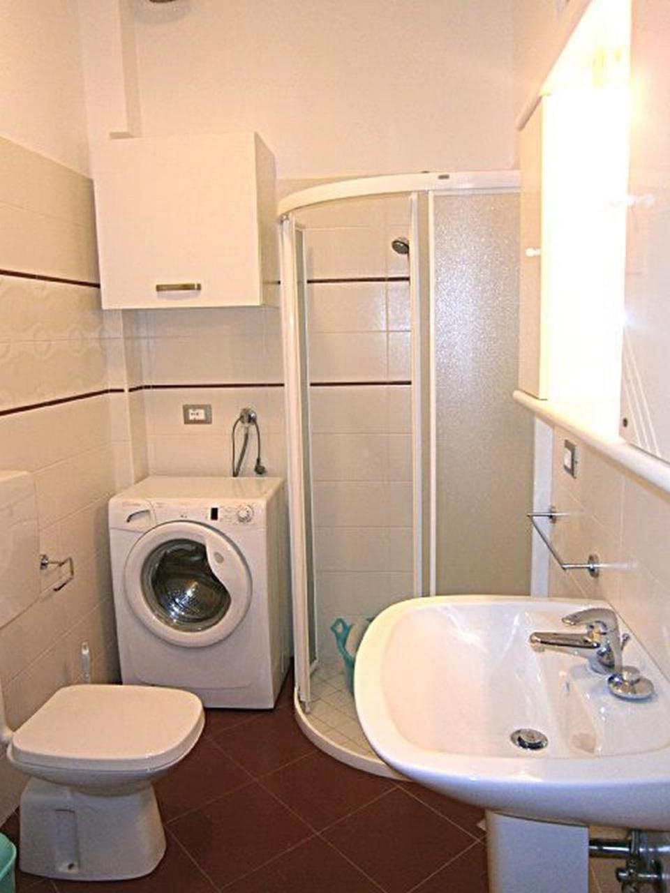 Jolly Apartment Бибионе Екстериор снимка